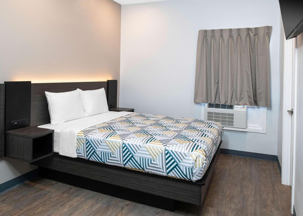 Motel 6 San Pedro, Ca Port Of Лос Анджелис Екстериор снимка