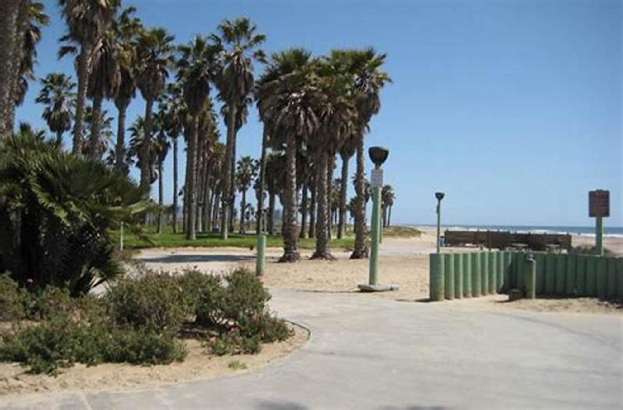 Motel 6 San Pedro, Ca Port Of Лос Анджелис Екстериор снимка